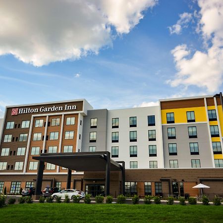 Hilton Garden Inn Louisville Mall Of St. Matthews Exterior photo