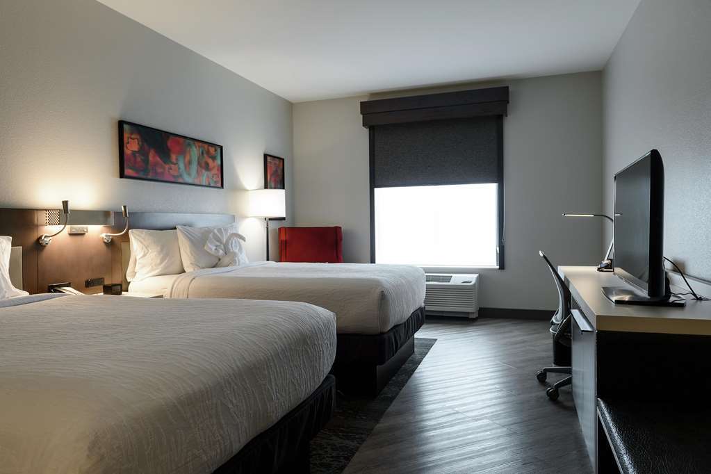 Hilton Garden Inn Louisville Mall Of St. Matthews Room photo